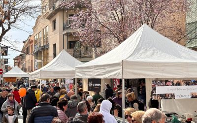 Productes de proximitat a les 40 parades de la Fira de la Botifarra